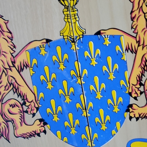 VTG Wooden Dart Board Cabinet The King Of Arms Darts Knights Crest 19.5x15.5 - Picture 4 of 14